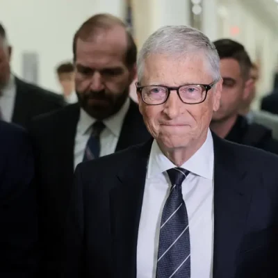Bill Gates chega para audiência no Capitólio, em Washington, EUA
10 de junho de 2026
REUTERS/Jonathan Ernst/Proibida Reprodução