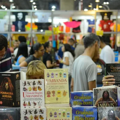 Rio de Janeiro (RJ), 10/09/2023 – Público durante o último dia da 20ª Bienal do Livro do Rio de Janeiro, no Riocentro, na Barra da Tijuca, zona oeste da capital fluminense. Foto: Tomaz Silva/Agência Brasil