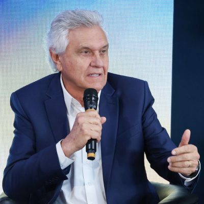 Rio de Janeiro (RJ), 28/08/2026 - O candidato Ronaldo Caiado participa do encontro Rio Pelo Brasil - Encontro com os Candidatos à Presidência da República, realizado pela Associação Comercial do Rio de Janeiro - ACRJ, Federação do Comércio de Bens, Serviços e Turismo do Estado do Rio de Janeiro - Fecomércio RJ e Federação das Indústrias do Estado do Rio de Janeiro - FIRJAN, na sede da ACRJ. Foto: Rovena Rosa/Agência Brasil