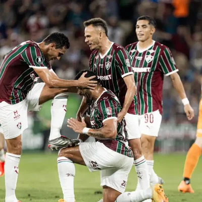 Fluminense bate Platense e abre vantagem nas quartas da Libertadores
