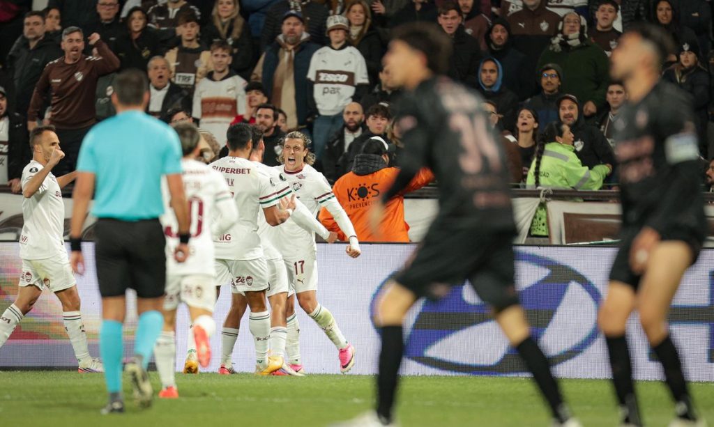 Buenos Aires, 15/09/2026 - Lance de jogoe entre Platense e Fluminense pela Copa Libertadores da América. Foto: Marcelo Gonçalves/Fluminense FC