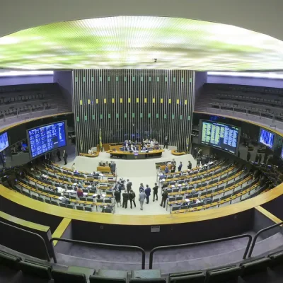 Plenário da Câmara dos Deputados durante sessão conjunta do Congresso Nacional